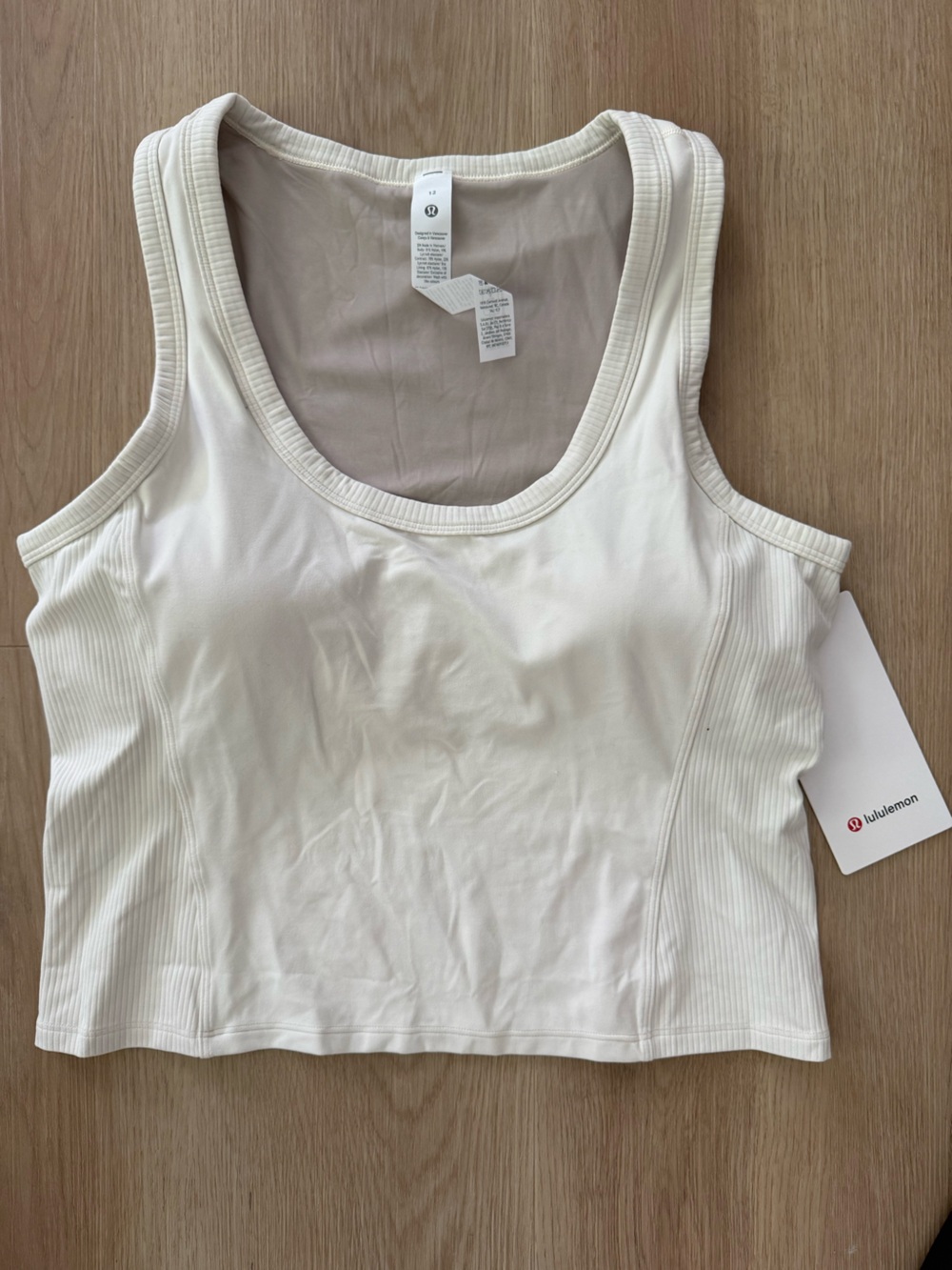 NWT Lululemon Smooth and Ribbed Nulu Scoopneck Tank size 12